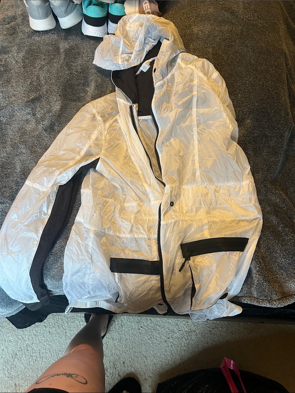 Lightweight Hooded Windbreaker Jacket - White